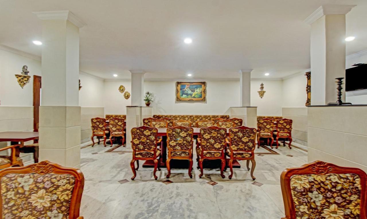Treebo Prince Hotel กัตตะยัม ภายนอก รูปภาพ